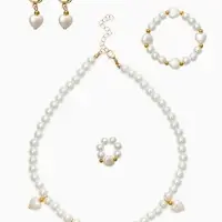 Набор детских украшений &laquo;Выбражулька. Стиль в сердце&raquo; 4 предмета: клипсы, кольцо, бусы, браслет, белый в золоте