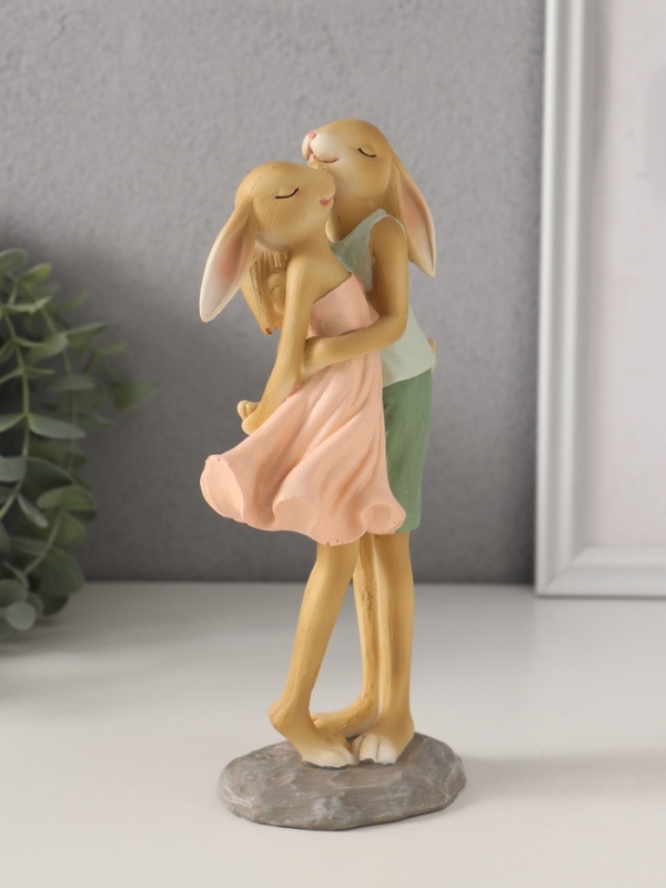 Сувенир полистоун "Романтика. Кролики - нежный поцелуй" 9х6,5х20 см