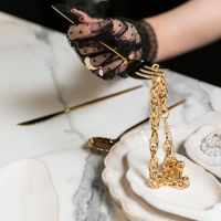 Кольцо «Мятые линии» с бусиной, цвет белый в золоте, безразмерное Кольцо «Мятые линии» с бусиной, цвет белый в золоте, безразмерное