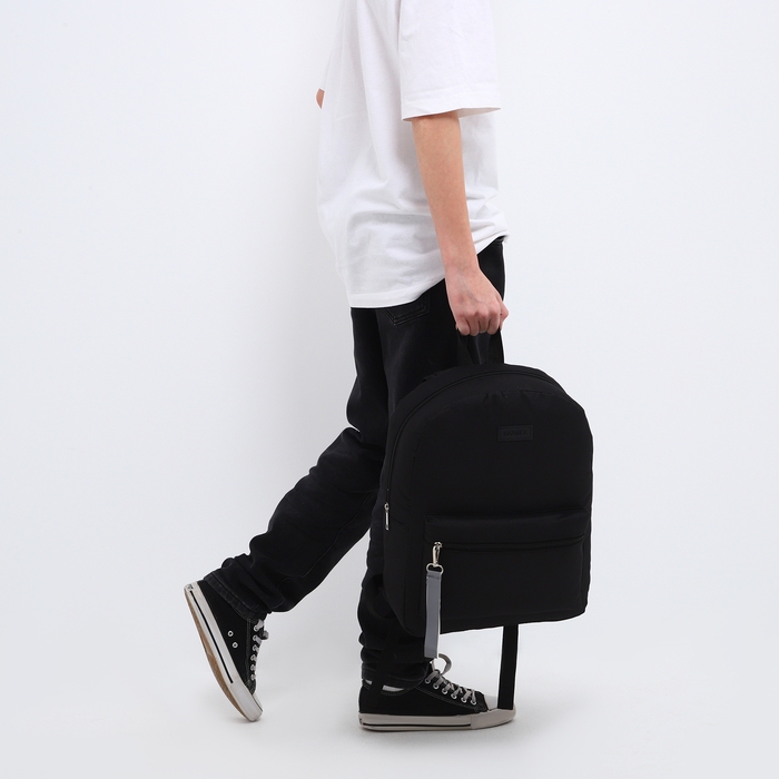 Рюкзак школьный текстильный со светоотражающей стропой, 38х29х11 см, чёрный