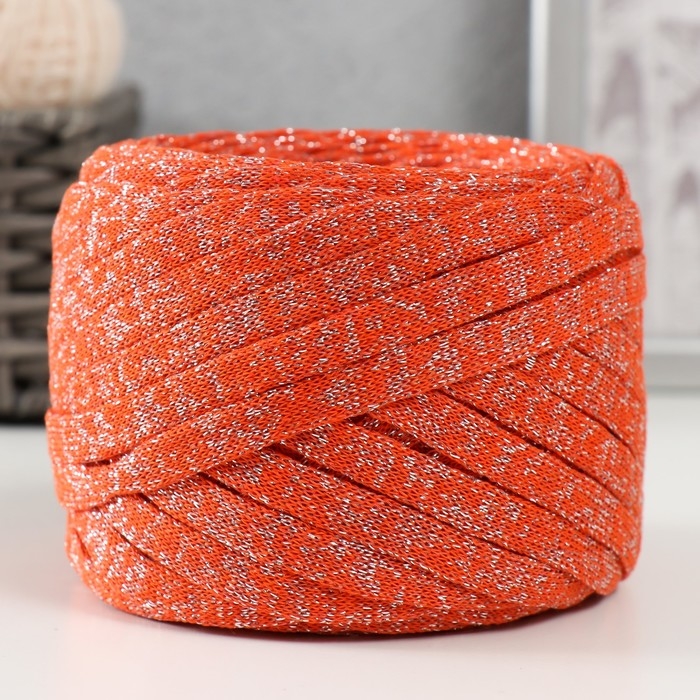 Трикотажная пряжа "Риббон" с люрексом 85м/170&plusmn;5 гр (Рябина, люрекс: Серебро)