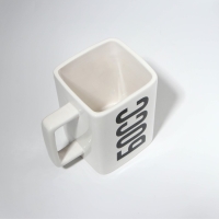 Кружка керамическая &laquo;Босс&raquo;, 500 мл, цвет белый