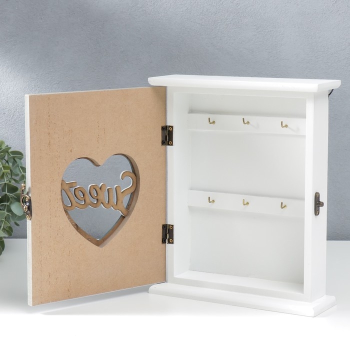 Ключница дерево 6 крючков Ключница дерево 6 крючков "Сердце и бант" серый 25,5х7х21 см