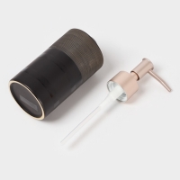 Набор аксессуаров для ванной комнаты Доляна &laquo;Классика&raquo;, 4 предмета (дозатор 300 мл, мыльница, 2 стакана), цвет чёрный