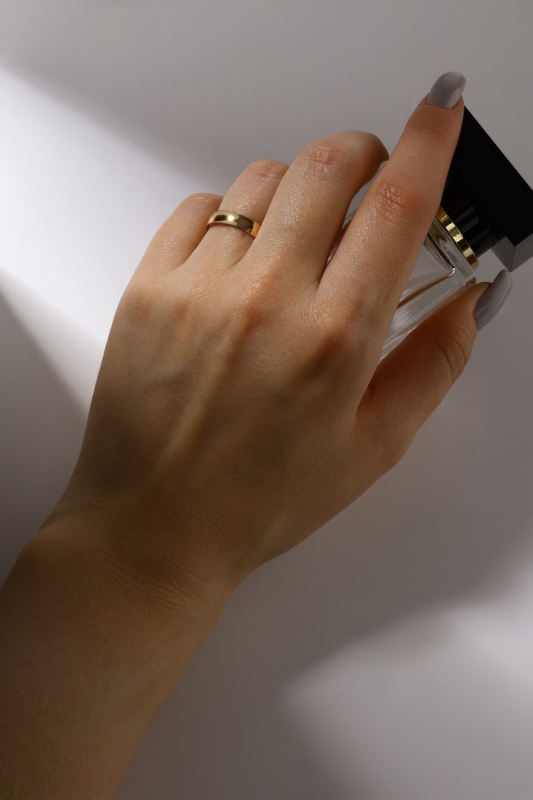 Кольцо обручальное &laquo;Классик&raquo;, цвет  золото, размер 18