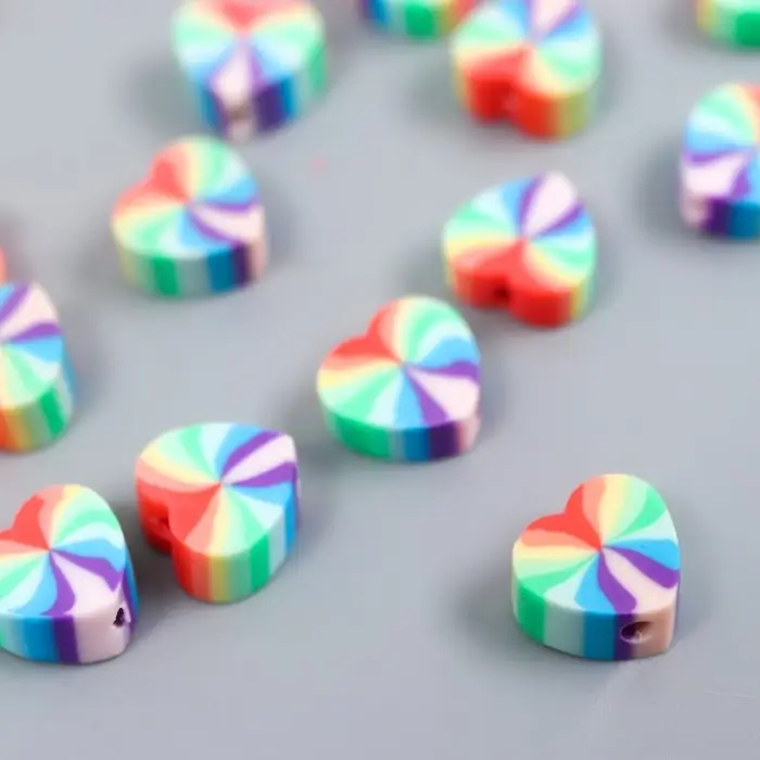 Набор бусин для рукоделия и плетения &laquo;Арт Узор. Сердечки радуга&raquo;, 25 шт., PVC, 0.5&times;1&times;1 см