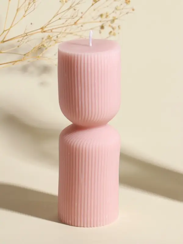 Свеча интерьерная "Греция" нежно-персиковая 6х6х18 см