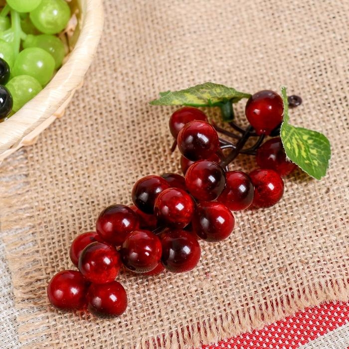 Муляж "Виноград" глянец, 22 ягоды 12 см, микс