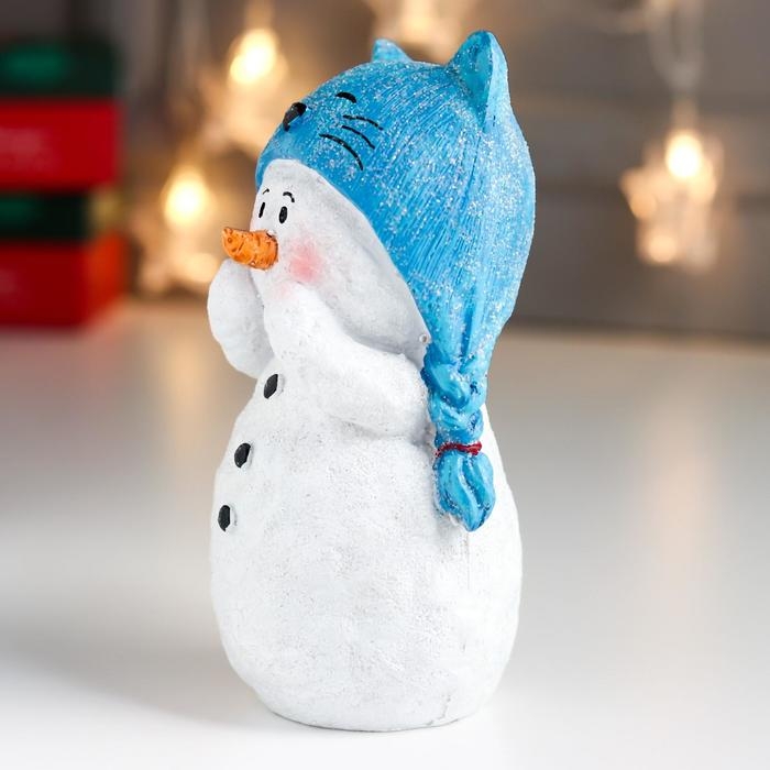 Сувенир полистоун "Снеговичок в шапке-кота, восторженный" 17,5х9х9,5 см