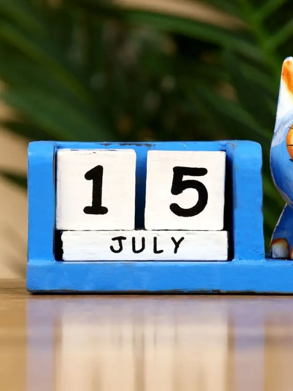 Календарь настольный &laquo;Котик&raquo;, 13&times;6&times;7 см, дерево, синий