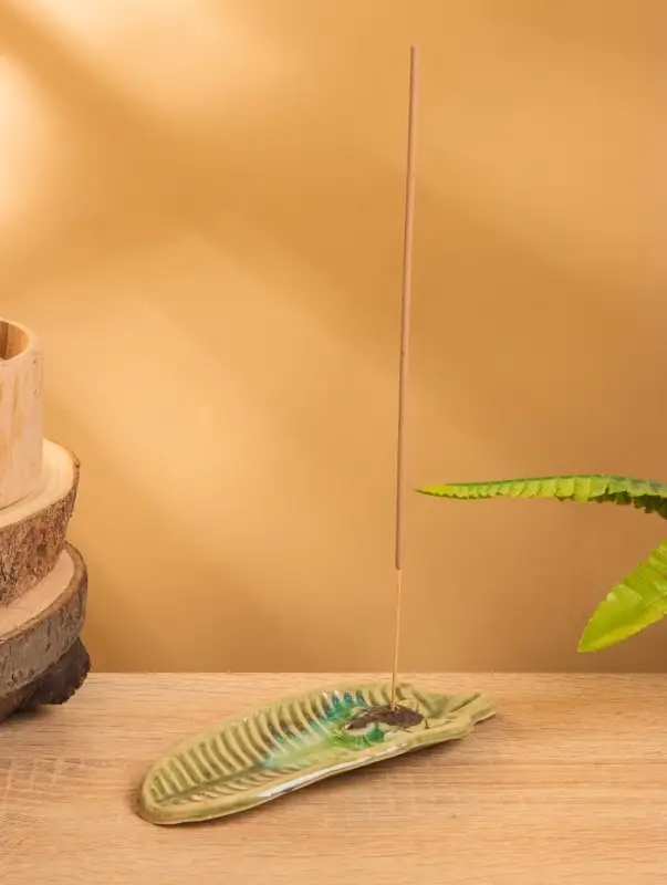 Подставка под благовония "Черепашонок на листе" керамика, цв. МИКС, 15х6х2 см