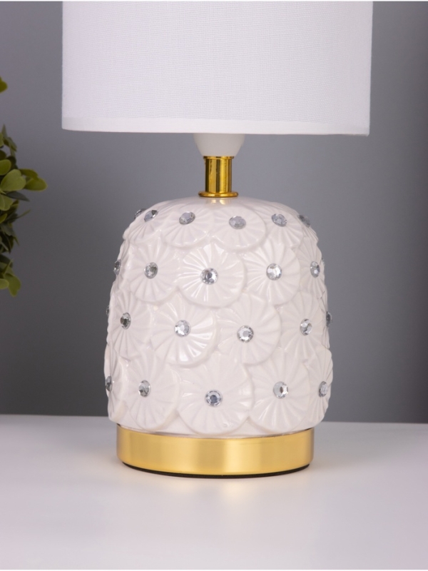 Лампа настольная Лампа настольная "Букет" 1х40Вт Е14 белый 14,5х14,5х30см МОДЕЛЬ: