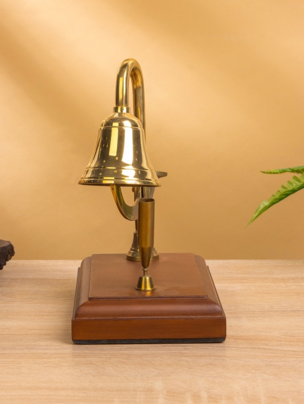 Колокол настольный с подставкой для ручки 10&times;18&times;18 см, латунь, дерево