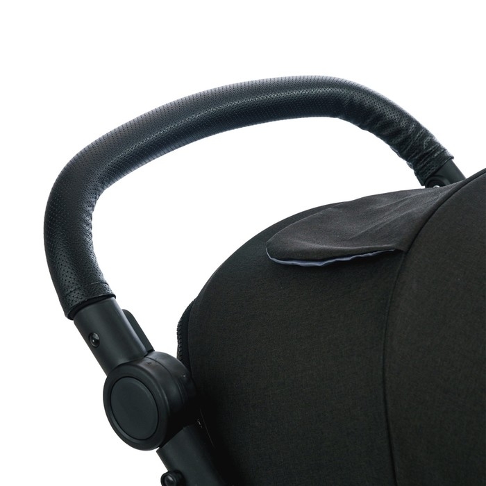 Коляска прогулочная детская MAXIMA (INDIGO), съемный бампер, цвет черный Коляска прогулочная детская MAXIMA (INDIGO), съемный бампер, цвет черный