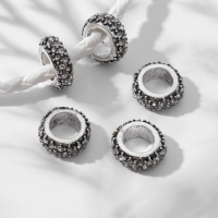 Разделитель &laquo;Кольцо&raquo; блеск, цвет белый в серебре