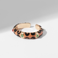 Кольцо «Леопард», цветное в золоте, безразмерное Кольцо «Леопард», цветное в золоте, безразмерное