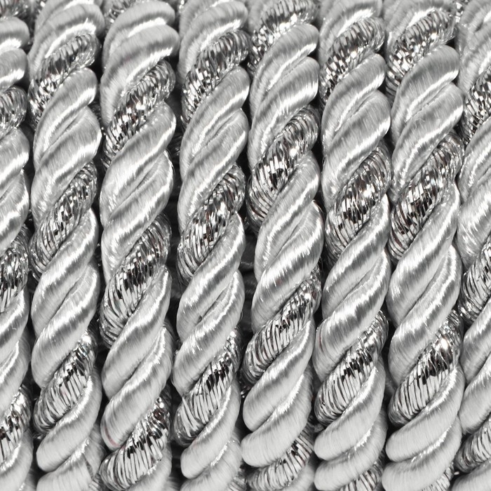 Шнур витой, d = 5 мм, 9 &plusmn; 1 м, цвет серебряный