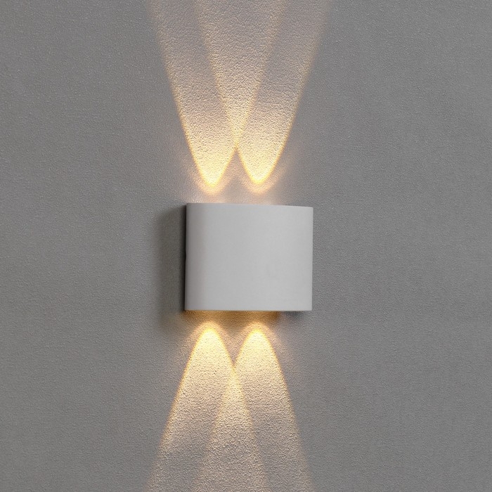 Светильник фасадный &laquo;Полусфера&raquo;, FSD-073, 4 Вт, 3000К, 2 луча, IP65, 220 В, пластик, белый   1008420