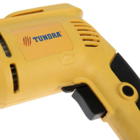Дрель ТУНДРА, патрон БЗ, до 10 мм, 500 Вт, 2800 об/мин Дрель ТУНДРА, патрон БЗ, до 10 мм, 500 Вт, 2800 об/мин