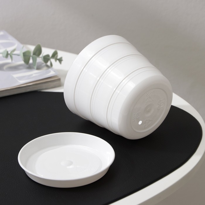 Горшок с поддоном «Классик», 600 мл, цвет белый Горшок с поддоном «Классик», 600 мл, цвет белый