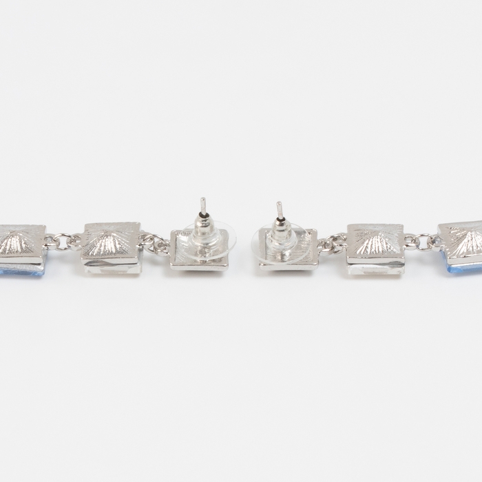 Серьги со стразами &laquo;Блум&raquo; квадраты светлые, цветные в серебре