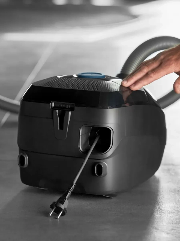 Пылесос с пылесборником Green Force Max TW4931EA, 4,5 л