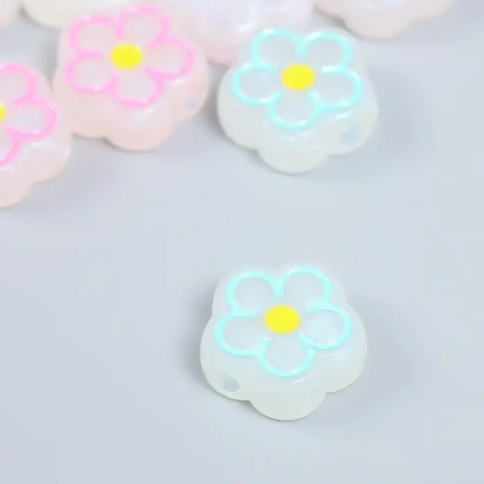 Бусина пластик "Цветочек с контуром" фосфорная МИКС 1,9х1,9х0,8 см