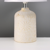 Лампа настольная "Цветочное поле" 1х40Вт Е14 белый/золото 20х20х34см Лампа настольная "Цветочное поле" 1х40Вт Е14 белый/золото 20х20х34см