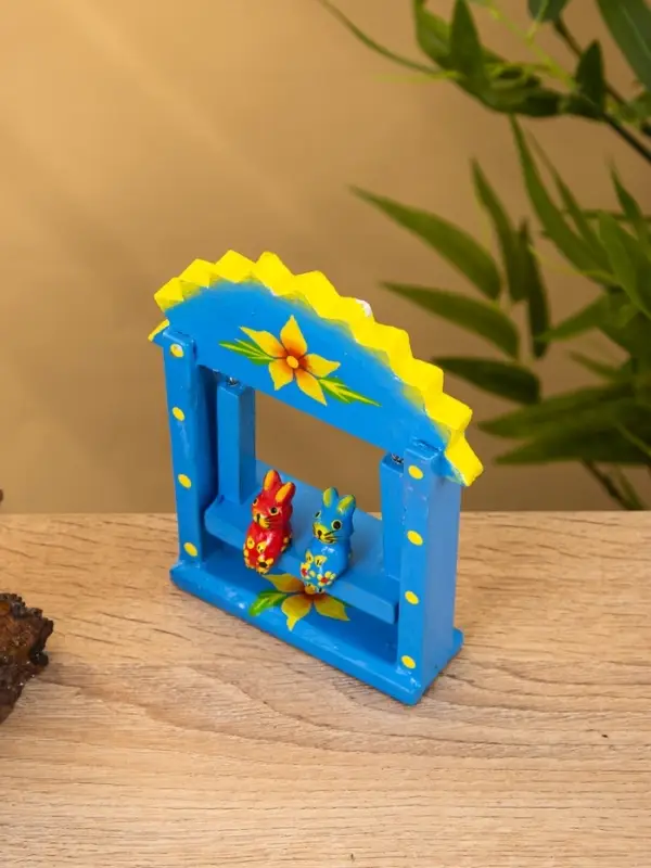 Сувенир "Зайки на качелях" дерево 11х5,4х14,4 см, цв. синий