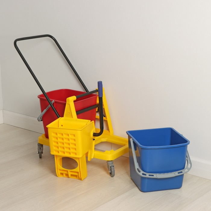 Тележка уборочная двухведерная, с отжимом, 46 л Тележка уборочная двухведерная, с отжимом, 46 л