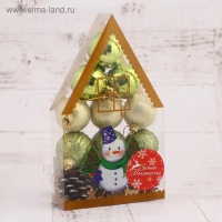 Набор украшений пластик 12 шт "Домик" (6 шаров,3 шишки, 3 подарка) Набор украшений пластик 12 шт "Домик" (6 шаров,3 шишки, 3 подарка)