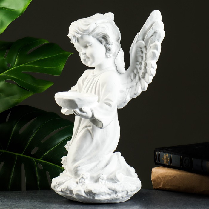 Фигура &laquo;Ангел с чашей&raquo; белый 19&times;19&times;33 см