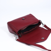 Сумка-мессенджер на магните, цвет бордовый Сумка-мессенджер на магните, цвет бордовый