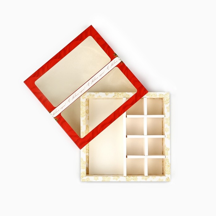 Коробка под 8 конфет и шоколад с ячейками &laquo;Новогодняя роскошь&raquo;, 18 х 18 х 4 см, Новый год