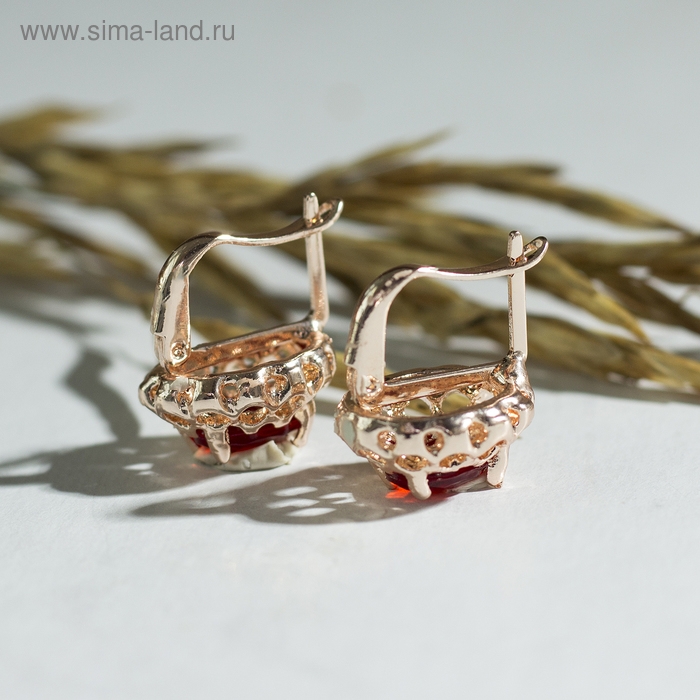 Серьги со стразами «Эдель» овал в ажуре, цвет красный в золоте Серьги со стразами «Эдель» овал в ажуре, цвет красный в золоте
