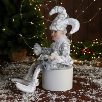 Новогодний шут "В нарядном костюмчике" музыка шевелит головой, 46 см, белый