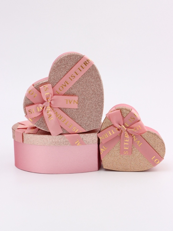 Набор коробок 3 в 1 сердца 22 х 20 х 9;  18.5 х 17 х 7.5; 1 6 х 14 х 6 см