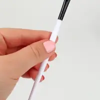 Кисть для макияжа, скошенная, 13.5 (&plusmn; 1) см, белая