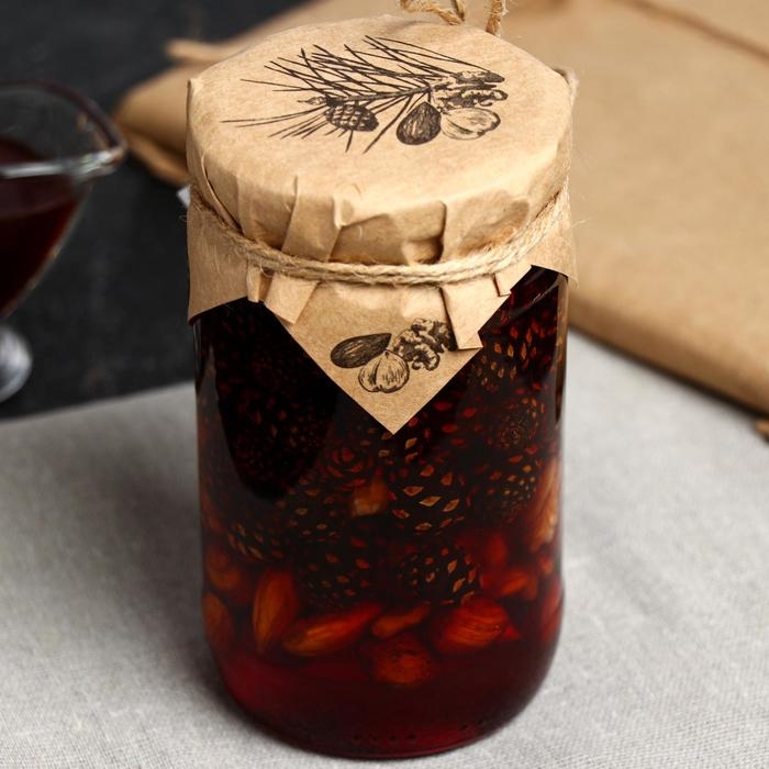 Варенье &laquo;Таёжный тайник&raquo; из сосновой шишки с ореховым ассорти, 420 г