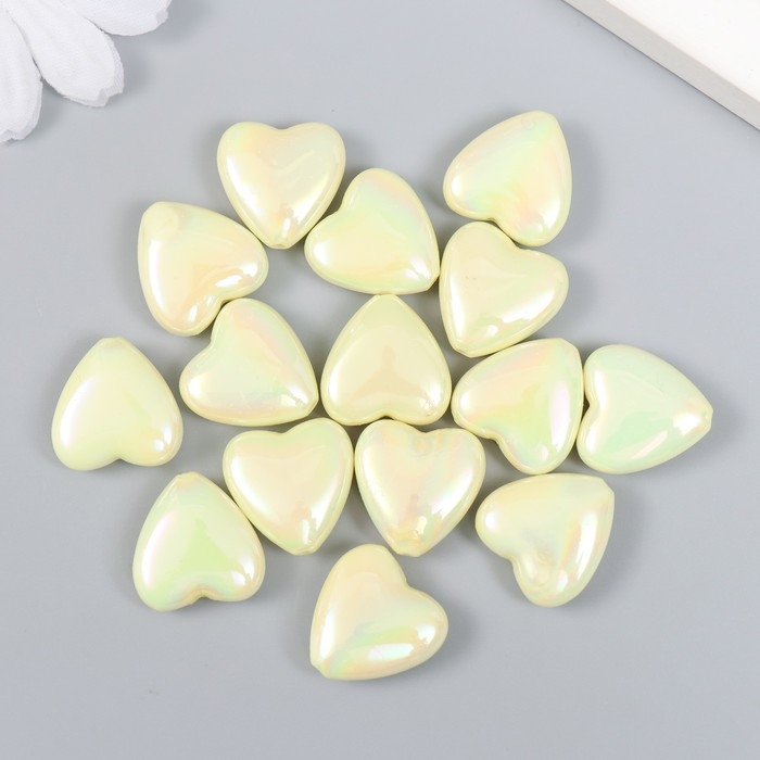 Бусины пластик "Сердечко сливочное, перламутр" набор 20 гр 1,4х1,4х0,6 см