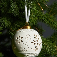 Елочный шар "Вьюга" 10х8.8х8.8, 1 LED, LR44x3(в компл.), Т/БЕЛЫЙ