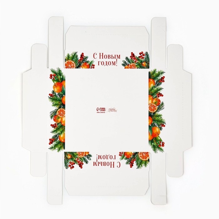 Коробка для кондитерских изделий «Аромат праздника», 15 х 15 х 20 см, Новый год Коробка для кондитерских изделий «Аромат праздника», 15 х 15 х 20 см, Новый год