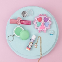 Набор детской косметики &laquo;Ты самая чудесная&raquo;, тени, блеск для губ, бальзам для губ, глиттер, кольцо, подвеска