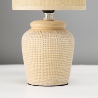Настольная лампа "Катрина" Е14 40вт бежевый 13х13х27 см Настольная лампа "Катрина" Е14 40вт бежевый 13х13х27 см