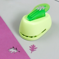 Фигурный компостер "Рукоделие. Узор 075" 8,5х5,4 см, d = 2.5 см Фигурный компостер "Рукоделие. Узор 075" 8,5х5,4 см, d = 2.5 см