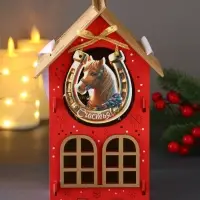 Шкатулка "Новогодний домик" с магнитом, 13,5х11,5х21 см, красный