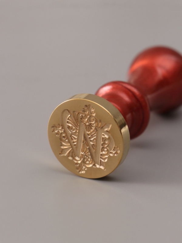 Печать для сургуча с пластиковой ручкой "Буква W на вензеле" 2,5х2,5х6,3 см