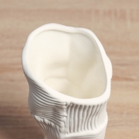 Керамическая ваза декоративная настольная &laquo;Теренс&raquo;, для цветов, сухоцветов, d-11 см, h-19.5 см, белый