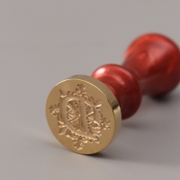 Печать для сургуча с пластиковой ручкой "Буква D на вензеле" 2,5х2,5х6,3 см