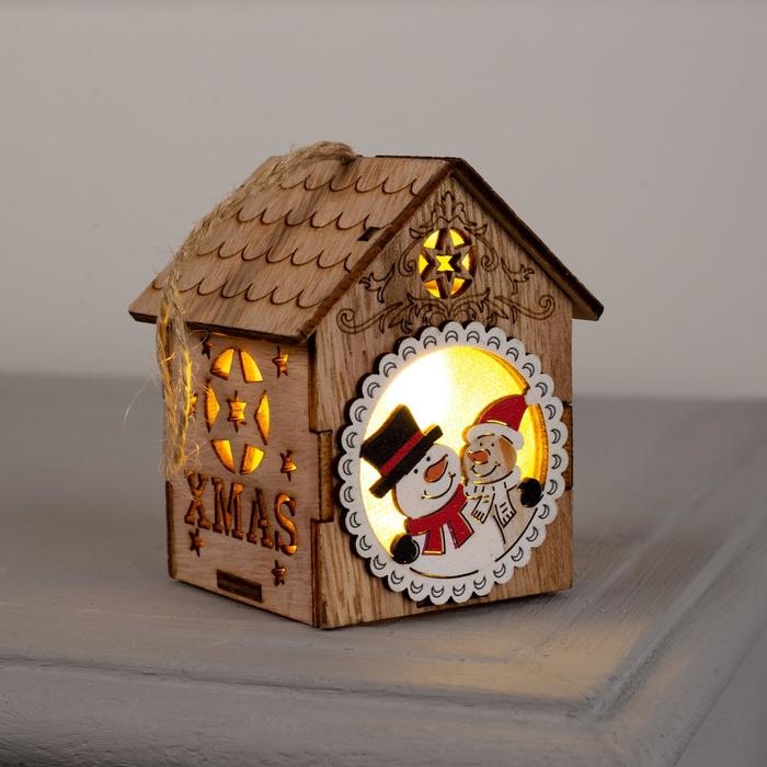 Ёлочная игрушка «Домик со снеговиками», от батареек, свечение тёплое белое Ёлочная игрушка «Домик со снеговиками», от батареек, свечение тёплое белое